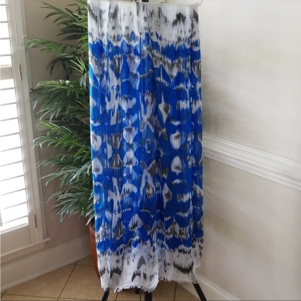 New IKAT SCARF WRAP by Brokedown